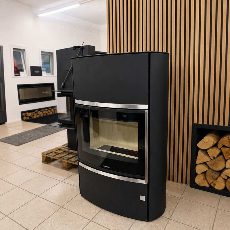Ausstellungsstück Oranier Feras W+ Kaminofen Schwarz 7 kW