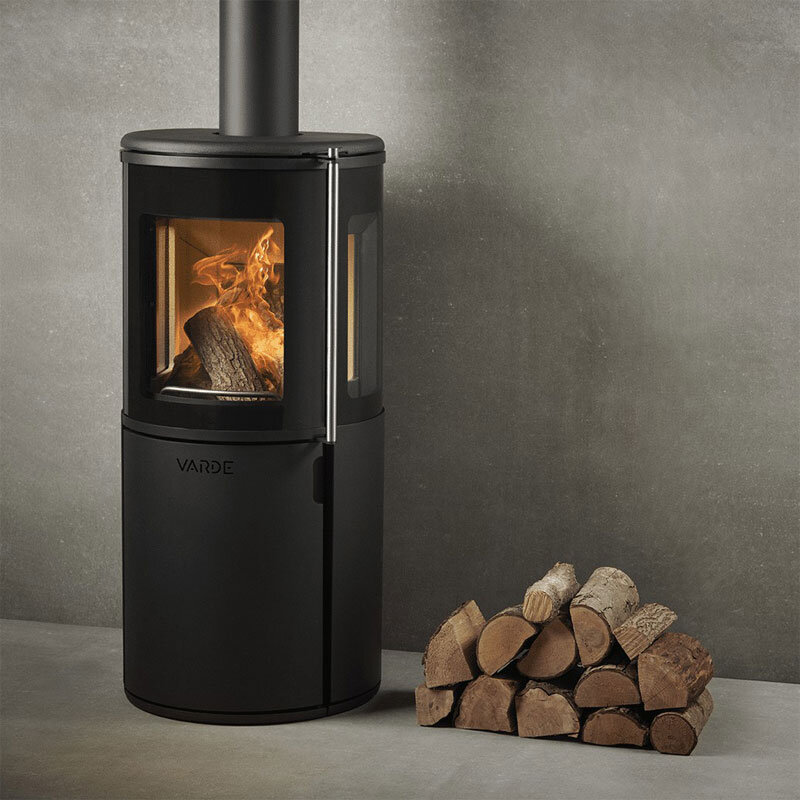 Kaminofen VARDE OVNE Nordic 9 AIR mit Seitenscheiben 6,2 kW