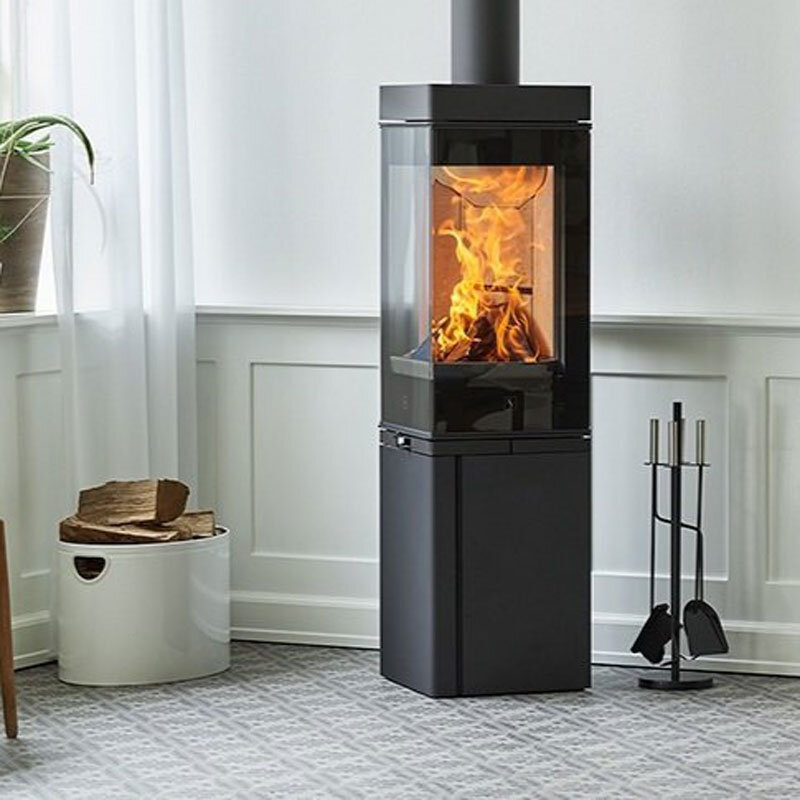 Kaminofen Scan 80-2 schwarz 6 kW Sockel mit Tür